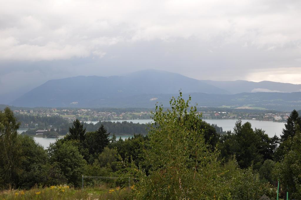 Ferienhaeuser Inge Und Seeblick Oberaichwald  Стая снимка